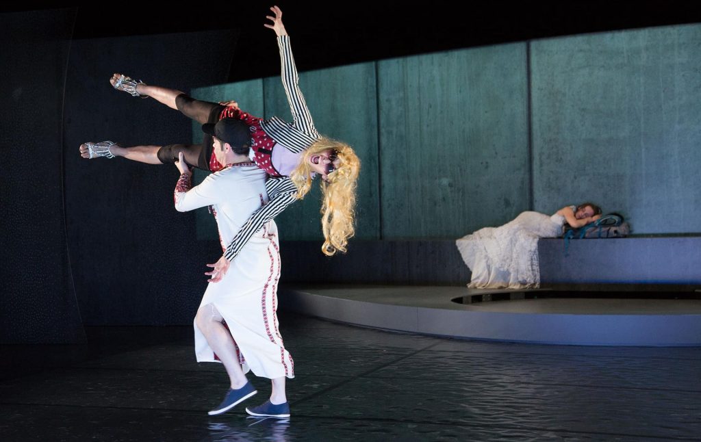  Patric Schott, Yui Kawaguchi, Anna-Luise Recke, Foto: Kerstin Behrendt