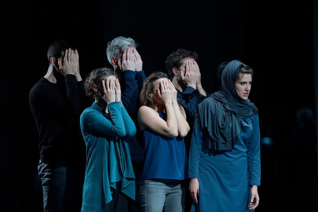  Michael Shapira, Julla von Landsberg, Ted Schmitz, Anna-Luise Recke, Nikolay Borchev, Sarah Laulan, Foto: Dieter Hartwig