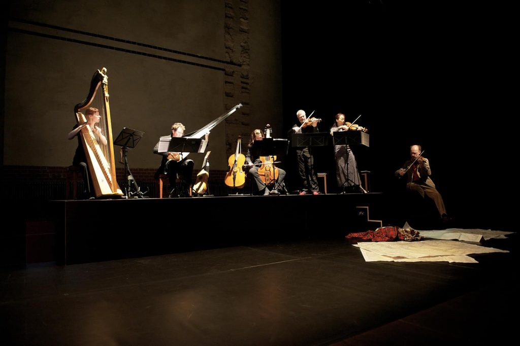  Giovanna Pessi, Björn Colell, Piroska Baranyay, Clemens-Maria Nuszbaumer, Midori Seiler, Georg Kallweit, Foto: Dieter Hartwig