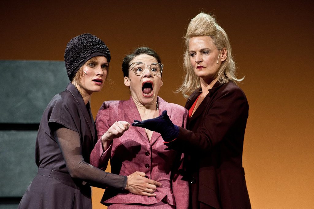  Marie Seiser, Valerie Pachner, Michaela Steiger, Foto: Regine Koerner