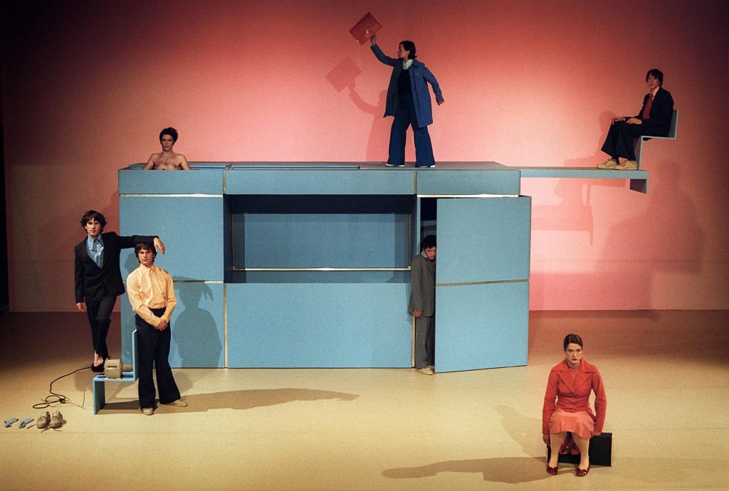  Martin Clausen, Lajos Talamonti, Patric Schott, Sinta Tamsjadi, Lyon Roque, Verena Schonlau, Julius Weiland, Foto: Freese/drama-berlin.de