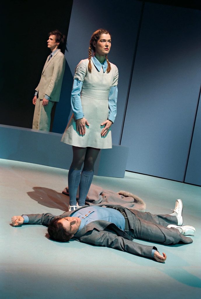  Julius Weiland, Verena Schonlau, Lajos Talamonti, Foto: Freese/drama-berlin.de