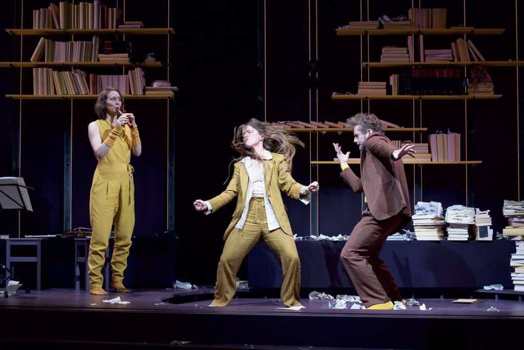  Anna Fusek, Matthias Lutze, Ekaterina Bazhanova, Foto: DIETER HARTWIG