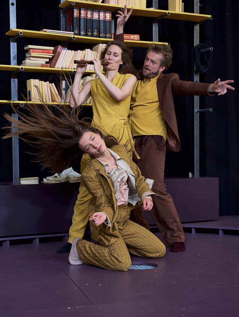  Ekaterina Bazhanova, Anna Fusek, Matthias Lutze, Foto: Dieter Hartwig