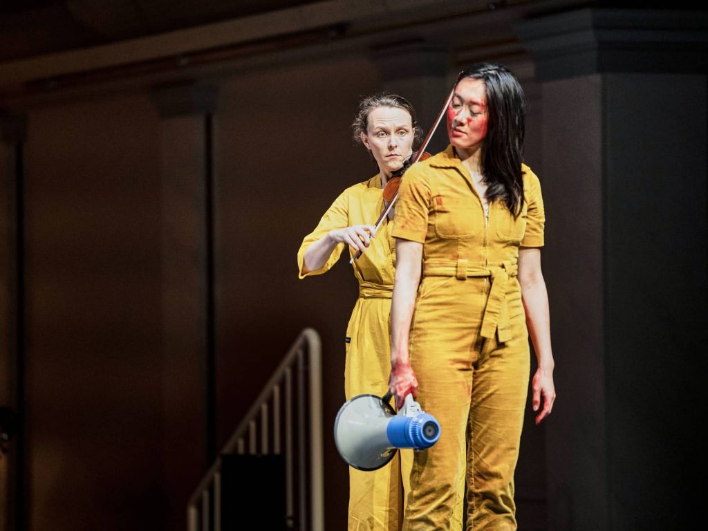  Elfa Run Kristinsdottir, Peyee Chen, Foto: Falk Wenzel