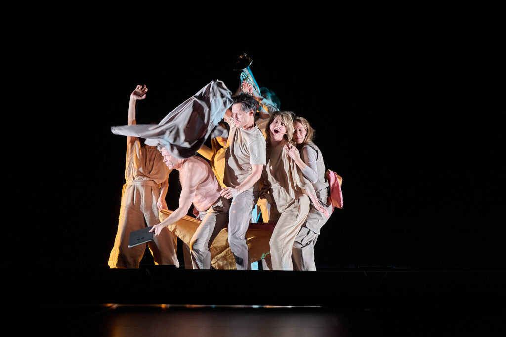  Yui Kawaguchi, Patric Schott, Martin Buczko, Annedore Kleist, Anne-Sophie Bereuter, photo: Dieter Hartwig