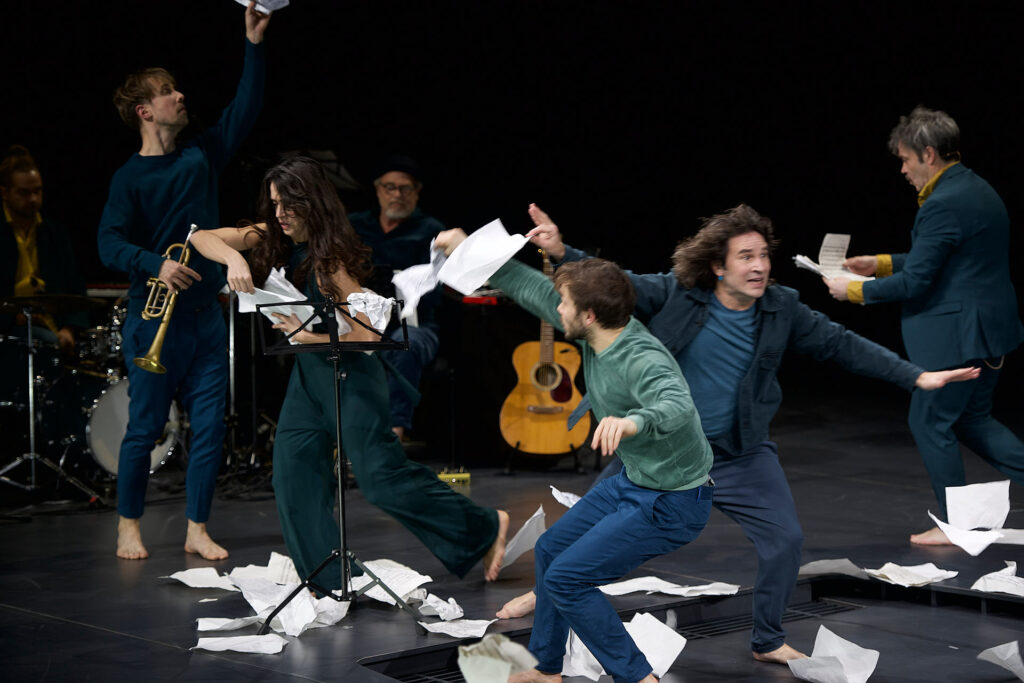  Paul Hübner, Alba de Miguel, Tobias Weber, Florian Graul, Martin Clausen, Patric Schott, photo: Dieter Hartwig